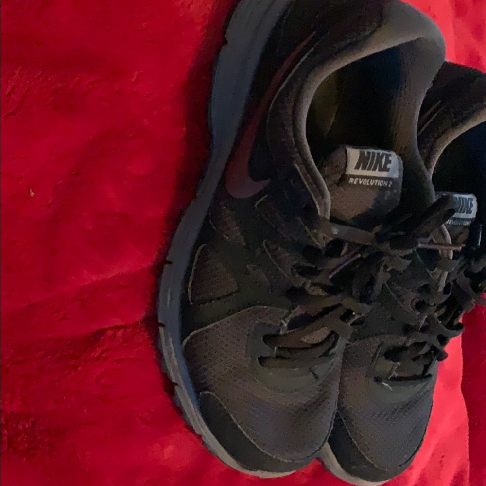 Used Nike Running Sneakers 7Y
